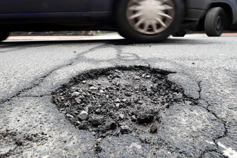Schlaglöcher: Tiefbauamt kündigt Flick-Kolonnen an -