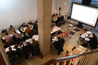 Schlaue Köpfe küren in Chemnitz Mitteldeutsche Quiz-Meister - Keine Prüfung, sondern einer der Wettbewerbe der Mitteldeutschen Quiz-Meisterschaft am Samstag im Chemnitzer Kulturzentrum „Weltecho“.