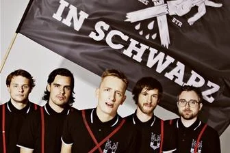 Schlechte Schlechtmenschen - Kraftklub gibt Flüchtlings-Benefiz-Konzert -