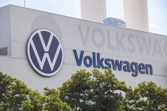 „Schlimm für den Standort“: Branchenexperte macht VW-Werk Zwickau auch bei steigender E-Auto-Nachfrage wenig Hoffnung - Das Volkswagen-Werk in Zwickau-Mosel. Wenig Licht am Ende des Tunnels für den Standort?