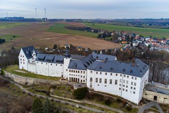 Schlossgalerie Wildenfels zeigt Ausstellung zum Kunstpreis des Kreises Zwickau - Auf Schloss Wildenfels wird die Ausstellung mit Arbeiten zum Kunstpreis eröffnet.