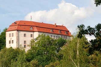 Schlosspark bekommt "essbaren" Garten - Bäume sind CO2-Speicher. Im Schlosspark Wolkenburg soll der Bestand erweitert werden. Auch ein Kräutergarten wird wiederbelebt.