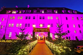 Schlossweihnacht Zwickau: Alpakas, Schneemann Olaf und Livemusik - Auch in diesem Jahr lädt die Zwickauer Schlossweihnacht wieder zum Besuch ein.