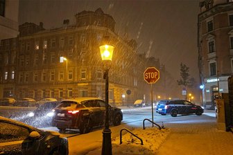 Schnee in Chemnitz: Mehrere Verletzte bei Unfällen auf glatten Straßen - Schneefall sorgte am Wochenende für Weiße Straßen auch in Chemnitz. Es gab erste Unfälle.