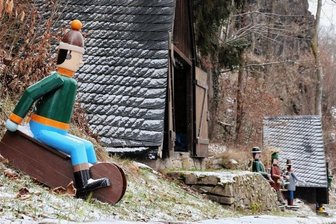 Schnee reicht nicht zum Rodeln -