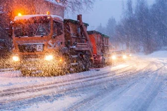 Schnee sorgt für Behinderungen auf Sachsens Straßen -