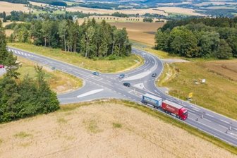 Schneeberg erhält neuen Blitzer an Zubringer-Kreuzung -