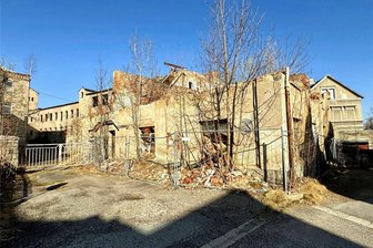 Schneeberg reißt VEB-Industriebrache ab: Eigentliches Ziel ist noch nicht erreicht - Die Industriebrache an der August-Bebel-Straße soll in diesem Jahr abgerissen werden.