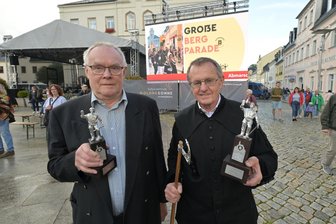 Schneeberg verleiht „Silbernes Herz“ an zwei Originale der Stadt - Gerd Müller (l.) und Erhard Kühnel sind mit dem „Silbernen Herz“ ausgezeichnet worden.