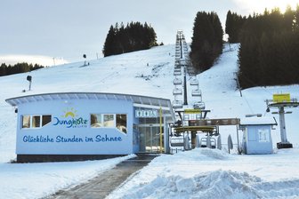 Schneemangel folgt Insolvenz: In Jungholz fährt kein Lift mehr - Der Skilift in Jungholz steht still. In dieser Saison wird es keinen Skibetrieb geben.