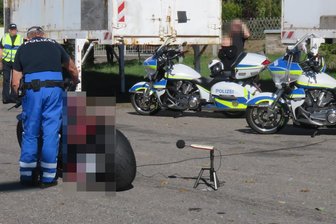 Schneller und lauter, als die Polizei erlaubt - 