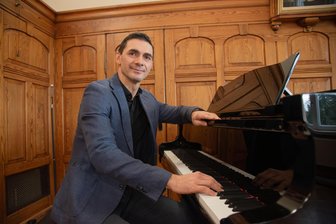 Schnuppertage: Musikschule im Vogtland lädt ein - In der Musikschule Markneukirchen finden vom 9. bis 11. Februar Schnuppertage statt. Musikschulleiter Urs Hufenbach hofft auf viele Neugierige.