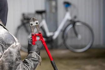 Schönheide: Mutmaßlicher Fahrraddieb nach Flucht festgenommen - Ein Verdächtiger wurde nach einem Diebstahl in Schönheide gefasst.