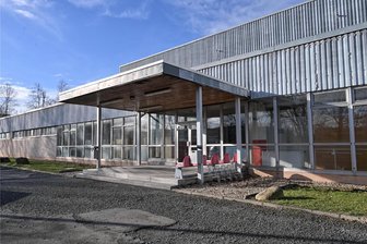 Schon 1000 Unterschriften: BSV Sachsen Zwickau macht mit Petition Druck für neue Halle - Vor acht Jahren wurde der Um- und Neubau der Sporthalle Neuplanitz beschlossen. Seitdem ist die Sportstätte nicht besser geworden.