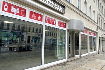 Schon wieder ein neuer 24-Stunden-Shop in der Innenstadt: Wie viele Automatenläden verträgt Plauen? - Ein neuer Automatenladen hat in Plauen auf dem Klostermarkt geöffnet. Es ist nicht der Erste dieser Art im Stadtgebiet.