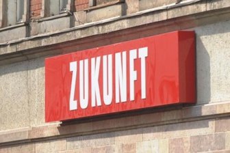 Schriftzug "Zukunft" wird abgeschraubt -