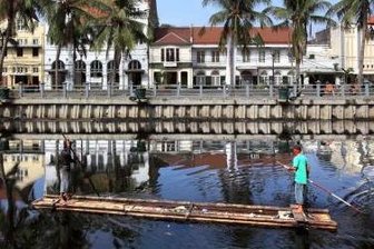 Schüler des Andrégymnasiums reisen nach Indonesien -