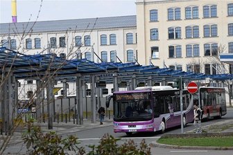 Schüler sparen mit neuem Bildungsticket bei Bus und Bahn - 