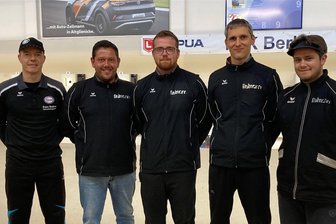 Schützengilde schafft den perfekten Saisonstart - Ronny Stephan, Aron Fläschendräger, Lukas Naujoks, Kirstian Borschke und Leonard Lieb (von links) gelang zum Saisonauftakt ein Doppelsieg.