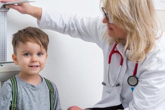 Schulanfänger im Vogtland: Wie fit sind die Neuzugänge für die Schulen? - Bereit für die Schule? Die Schuleingangsuntersuchung ist für Kinder und Eltern auch mit Aufregung verbunden.