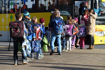 Schulbusfahrer mit 3,4 Promille im Dienst -