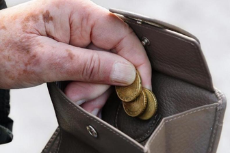 Schulden: Immer mehr Rentner betroffen -