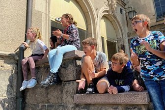 Schule mal ganz anders am Reichenbacher Gymnasium - Schule mal ganz anders im August: Beim Abi-Lauf als neuer Schultradition zeigten die Schüler, wie sie sich begeistern können.