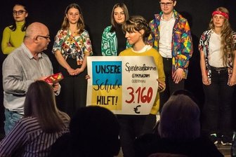 Schulen sammeln Sachspenden und Geld für Ukraine-Flüchtlinge - 