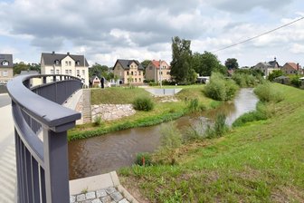 Schutzmauern sollen Niederlungwitz vor Hochwasser schützen - Beim Hochwasserschutz in Niederlungwitz soll nach dem ersten Bauabschnitt (Foto) nun der zweite folgen.
