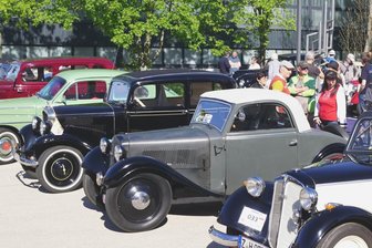 Schwanenklassik: Oldtimerfahrt führt von Zwickau nach Rochsburg - Teilnahmeberechtigt bei der Schwanenklassik sind Pkw und Krafträder bis einschließlich Baujahr 1980.