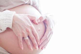 Schwangerschaft als Risiko: Wie viele werdende Mütter in Sachsen betroffen sind - Alles in Ordnung? Rein statistisch betrachtet waren im Jahr 2022 rund 86 Prozent der Schwangerschaften in Sachsen mit einem Risiko behaftet.