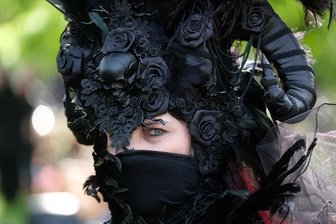 Schwarze Pfingsten für die eigene Couch: Die besten Dunkel-Alben seit dem WGT 2019 -