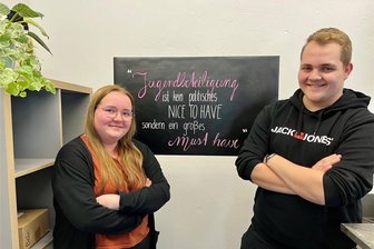 Schwarzenberg hält auch künftig an einem Kinder- und Jugendparlament fest - Maxi Behrendt und Friedrich Kandt vom Vorstand des Kinder- und Jugendparlaments in Schwarzenberg im Jugendcafé.