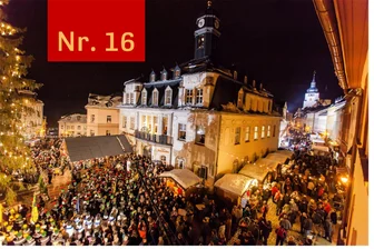 Schwarzenberger Adventskalender: Bergparade in Schwarzenberg - Bei Bergparade und Bergzeremoniell gilt: Zeitiges Kommen sichert gute Plätze.