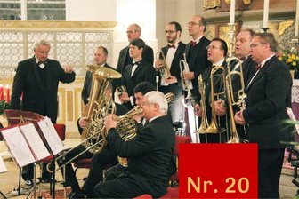 Schwarzenberger Adventskalender: Ein Bonbon für Musikfreunde in St. Georgen - Bereits 2016 gastierte das Blechbläserensemble unter Leitung von Ludwig Güttler (l.) in St. Georgen. Foto: Stefan Ditter