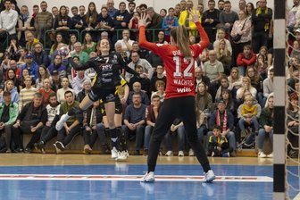 Schwedin van Stam verlässt den BSV Sachsen Zwickau - Nach zwei Jahren in Westsachsen verlässt Nora Jakobsson van Stam (am Ball) jetzt den BSV Sachsen Zwickau.