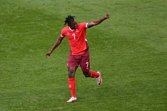 Schweizer Embolo beantragt Visum für WM - und muss warten - Aktuell weit weg von seinem Team: Breel Embolo.