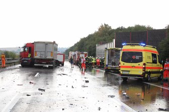 Schwere Unfälle auf der A4 - Stau in Richtung Dresden und Thüringen - 