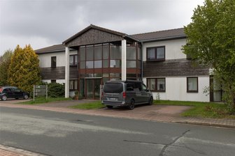 Schwere Zeiten für Mittelstand im Erzgebirge: Werkzeugbauer aus Mildenau sucht finanzkräftigen Investor - In den mehr als 30 Jahren Existenz hat die A-Form AG in Mildenau gute und schlechte Zeiten erlebt. Derzeit steckt der Werkzeugbauer wieder in einer schwierigen Lage: Er braucht dringend Geld. Die Suche nach einem Investor läuft.