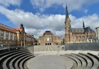 Schwere Zeiten für Sachsens Kultur - Deutlich mehr Plätze frei als nötig -
