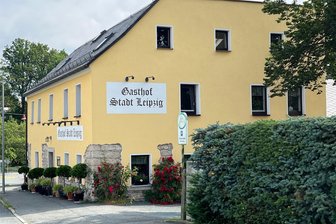 Schweren Herzens: Traditionsgaststätte in Bad Brambach geschlossen - Seit 1912 war das „Stadt Leipzig“ in Bad Brambach fast durchgehend in Familienbesitz. Nun ist der Gasthof geschlossen.