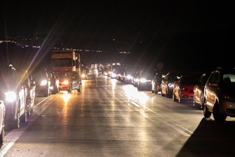 Schwerer Auffahrunfall auf A72 vor Chemnitz fordert fünf Verletzte - Kilometerlange Staus auf der A 72 bei Chemnitz. Bei einem schweren Auffahrunfall sind fünf Personen teils schwer verletzt worden.