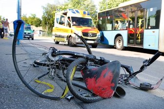 Schwerer Unfall auf der Frankenberger Straße -