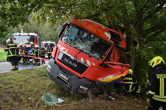 Schwerer Unfall bei Stöbnig: B 175 gesperrt - 