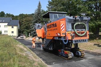 Seelitzer Orte erhalten schnelles Internet – und die Straße am Kindergarten Döhlen wird gleich mit erneuert - Nach dem Breitbandausbau findet im Bereich der Kreuzung am Kindergarten in Döhlen eine Fahrbahnsanierung statt.