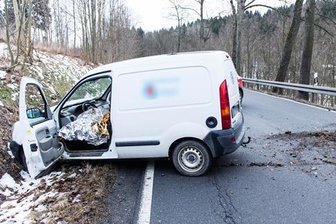 Sehma: Frau bei Verkehrsunfall verletzt -