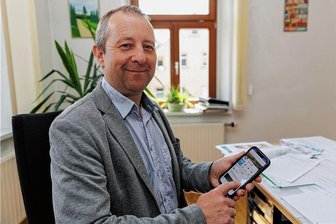 Sehmatal setzt auf Energie aus dem Ort - Unter anderem mit Hilfe der in der Gemeinde genutzten Munipolis-App suchen Bürgermeister Sebastian Nestler und ein Team aus interessierten Einwohnern derzeit nach Energieideen für Sehmatal.