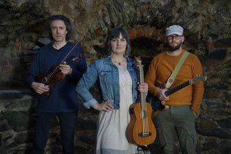 Seifersdorf: Musikalisches Picknick mit Livemusik - Die Band Herzpochen tritt am Sonntag in Seifersdorf, Stadtteil von Großschirma, auf.