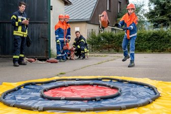 Seiffener und Deutschneudorfer gewinnen Schwartenbergwettkampf -