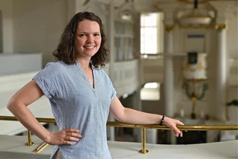 Seit zwei Jahren Pfarrerin in Lunzenau: Was eine 31-Jährige verändert hat - Anja Förster ist seit zwei Jahren Pfarrerin in Lunzenau. Zu ihren Wirkungsstätten zählt die Jakobuskirche in der Stadt.